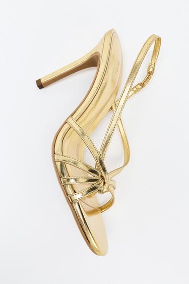 METALLIC-EFFECT HEELED SANDALS - Gold by Zara