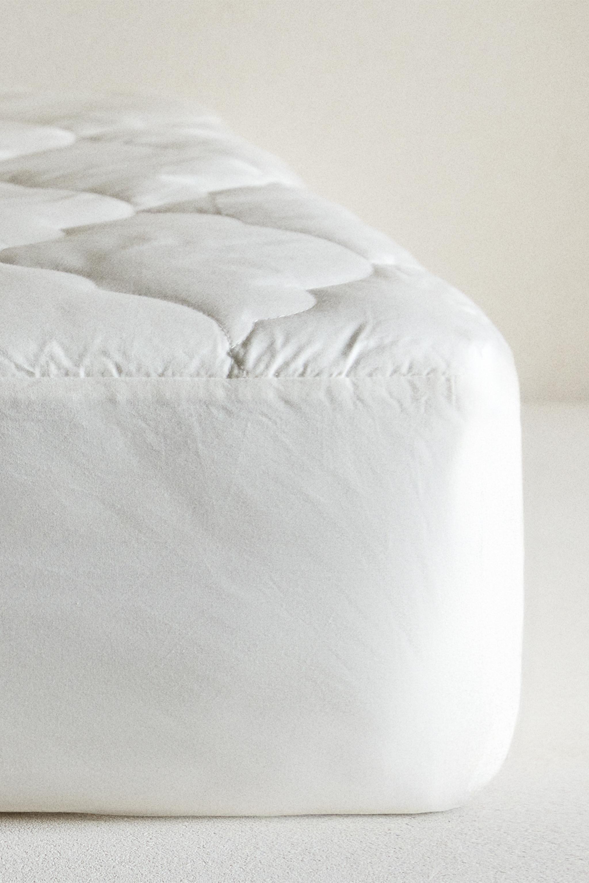 KIDS WATERPROOF COTTON MATTRESS PROTECTOR (233 TC) — Oyster-white