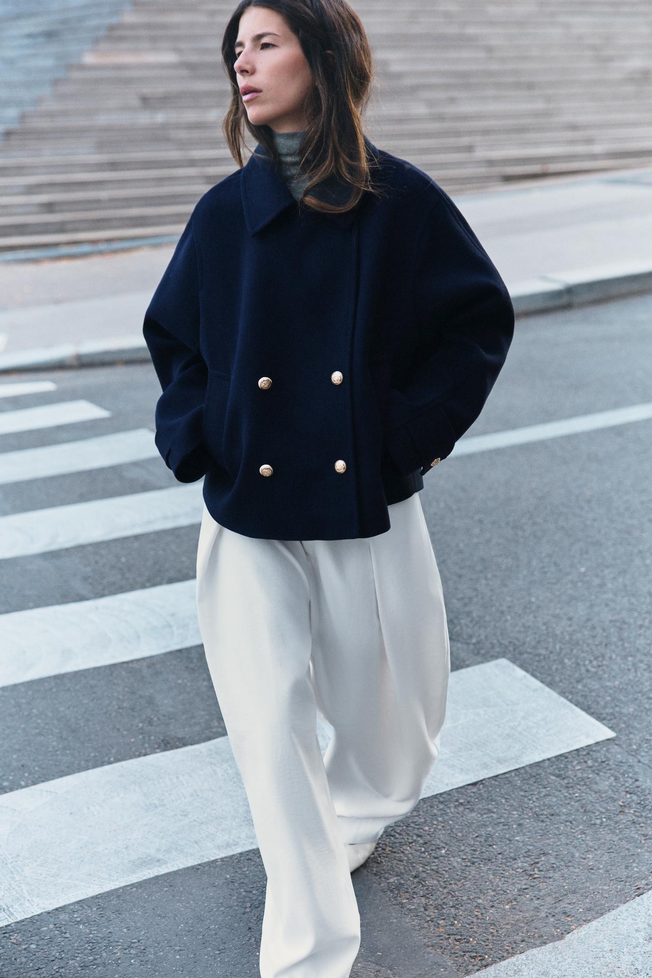 SHORT DOUBLE-BREASTED COAT — Navy blue