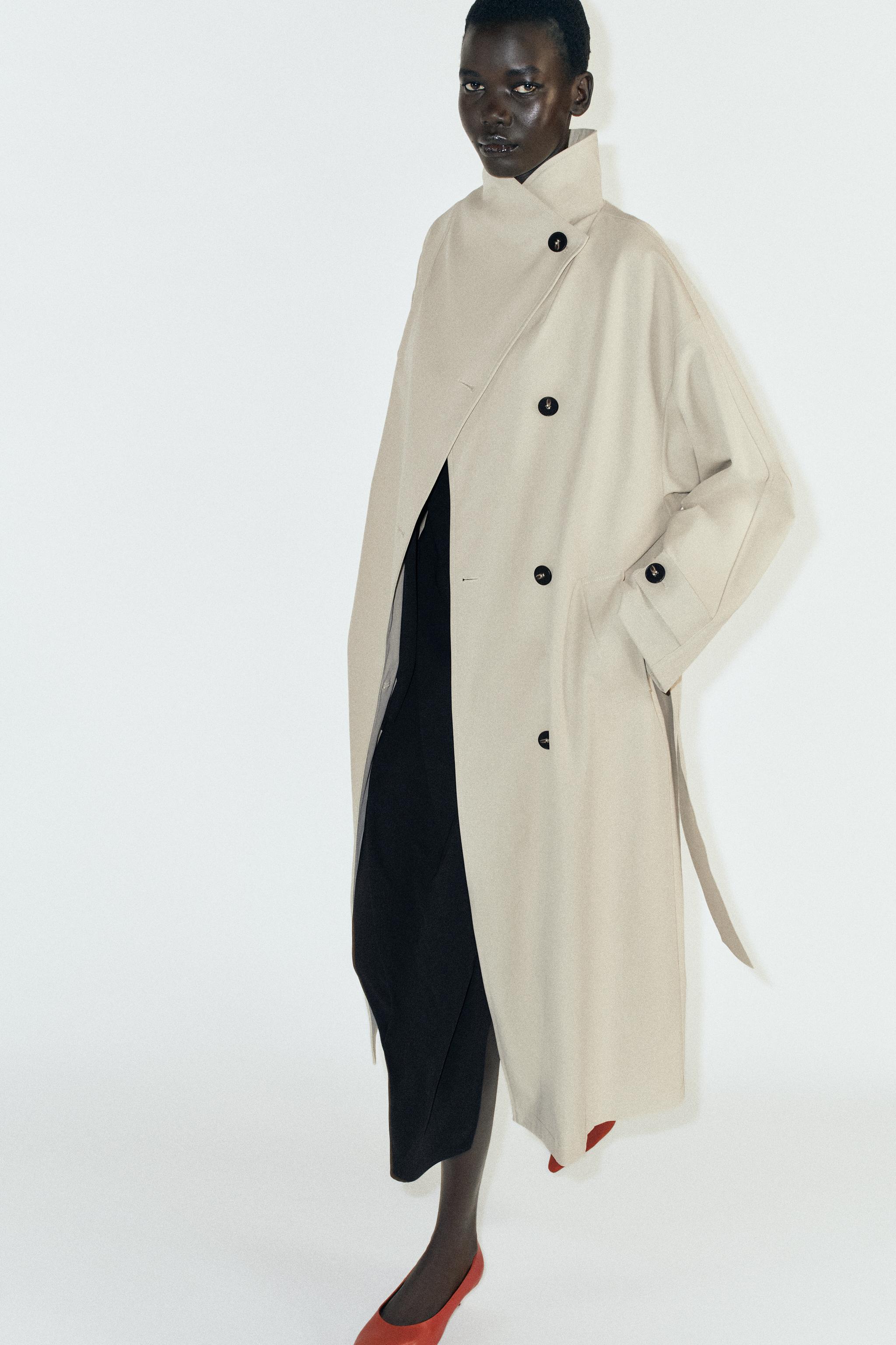 撥水加工入り防風ベルト付きトレンチコート - ストーン | ZARA Japan