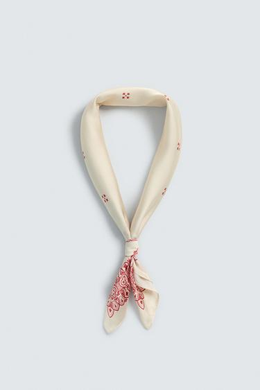 BANDANA SATINÉE À IMPRIMÉ GÉOMÉTRIQUE - Écru de Zara - Image 4