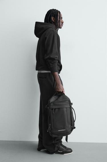 MOCHILA TÉCNICA DE VIAGEM - Preto da Zara - Imagem 0