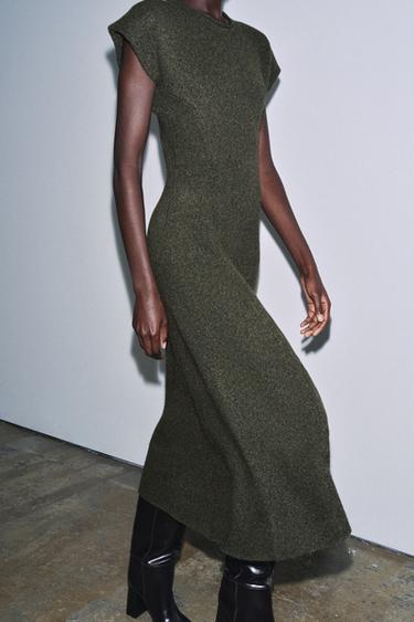 VESTIDO LARGO PUNTO - Verde vigoré de Zara