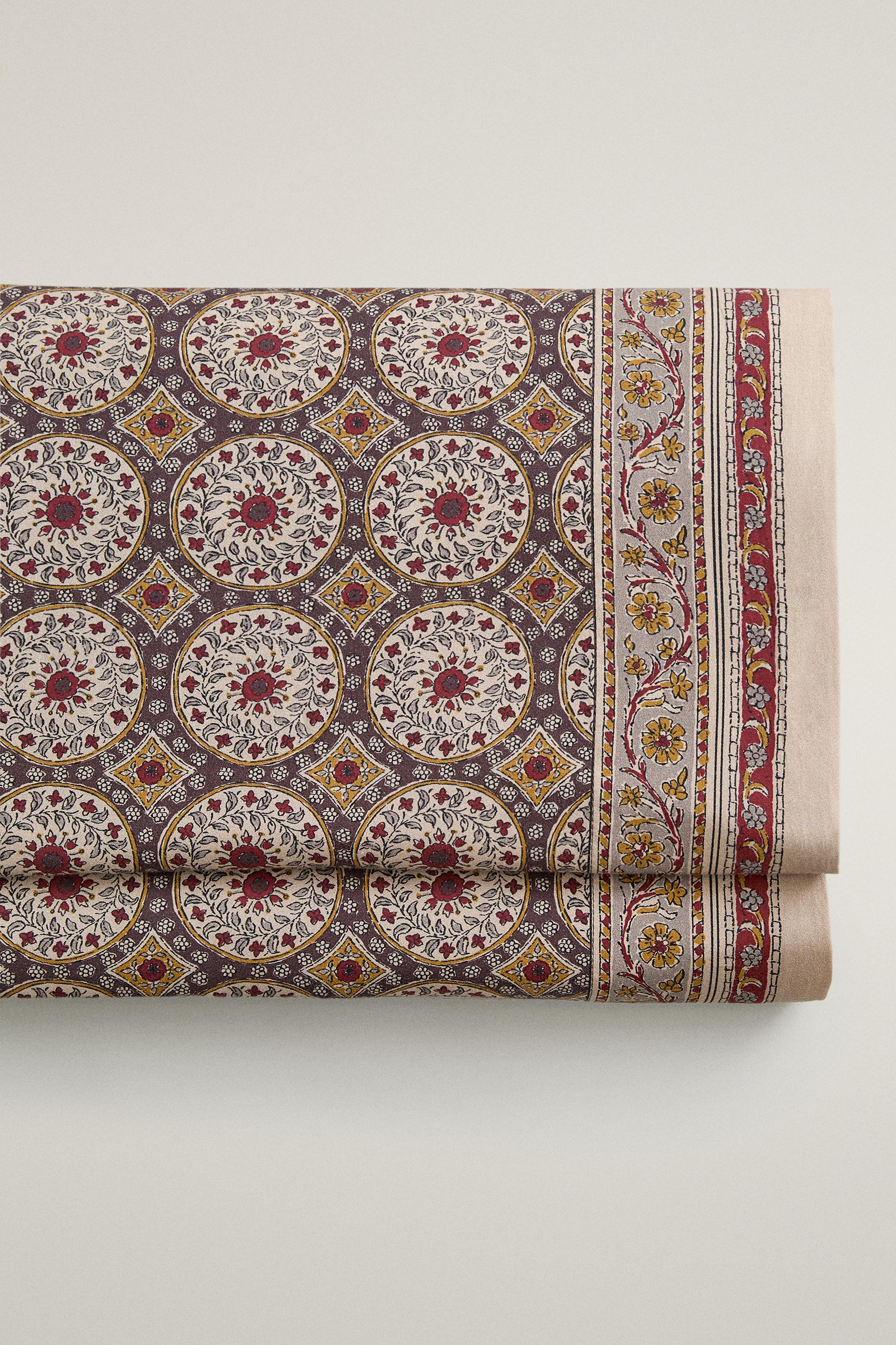FADED SATEEN PRINTED FLAT SHEET (300 THREAD COUNT)