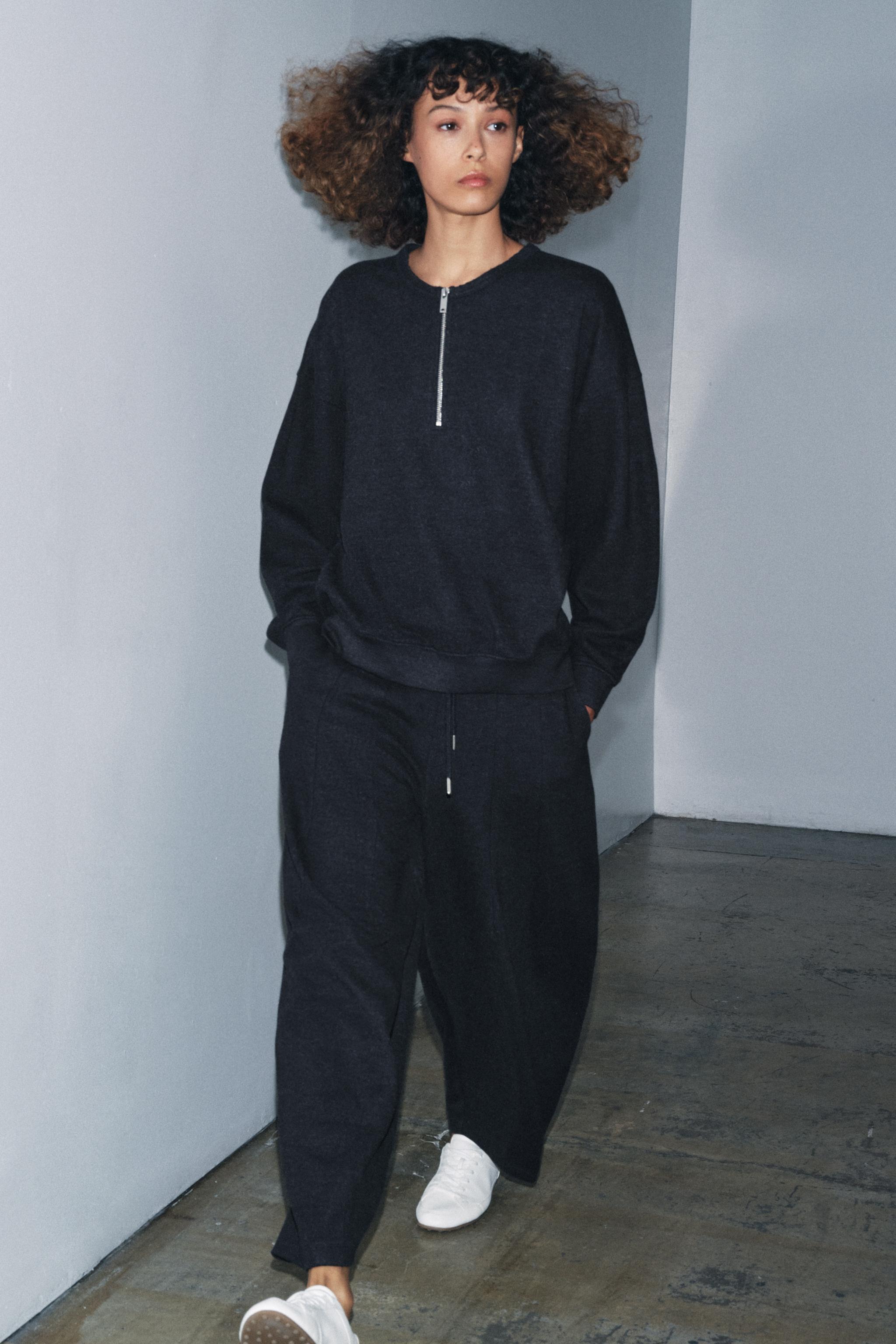 Евгения Бриктің эротикалық суреттері Жетілген ресейлік әйелдердің порнографиялық фотосуреттері