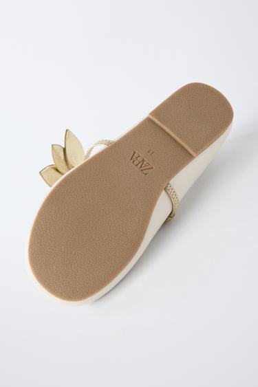 BALLET FLATS WITH FLORAL DETAIL - White by Zara - Image 6