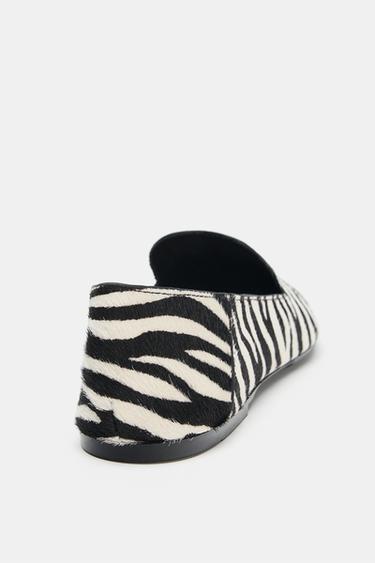 MOCASSINS EN CUIR À IMPRIMÉ ANIMALIER - Multicolore de Zara - Image 5
