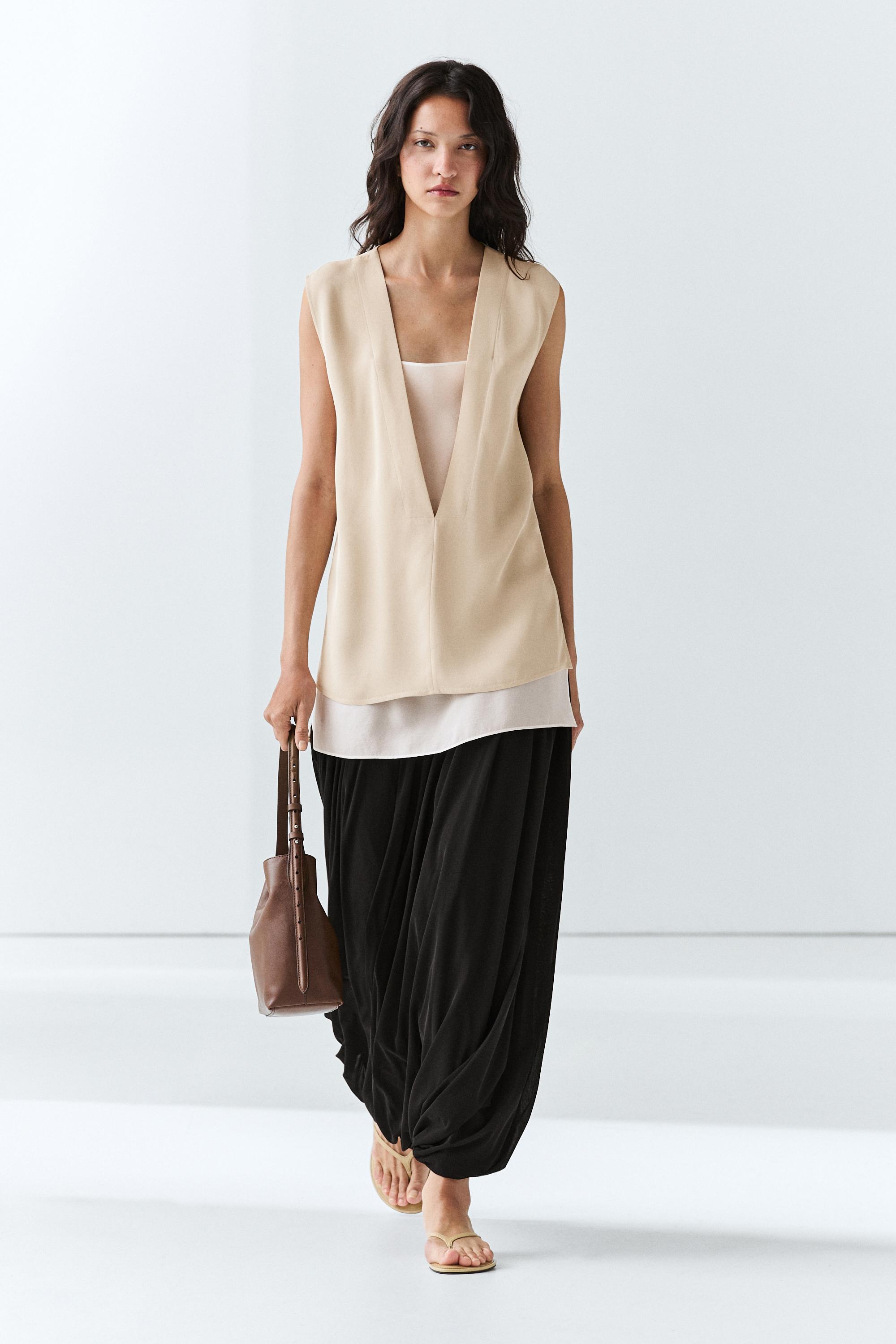 Flowing double-layer top with contrast detail — Ecru