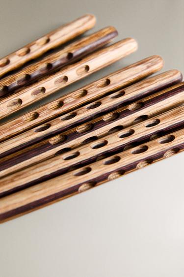 PACK OF BIRCH WOOD CHOPSTICKS (PACK OF 8) - Bluish by Zara - Image 3