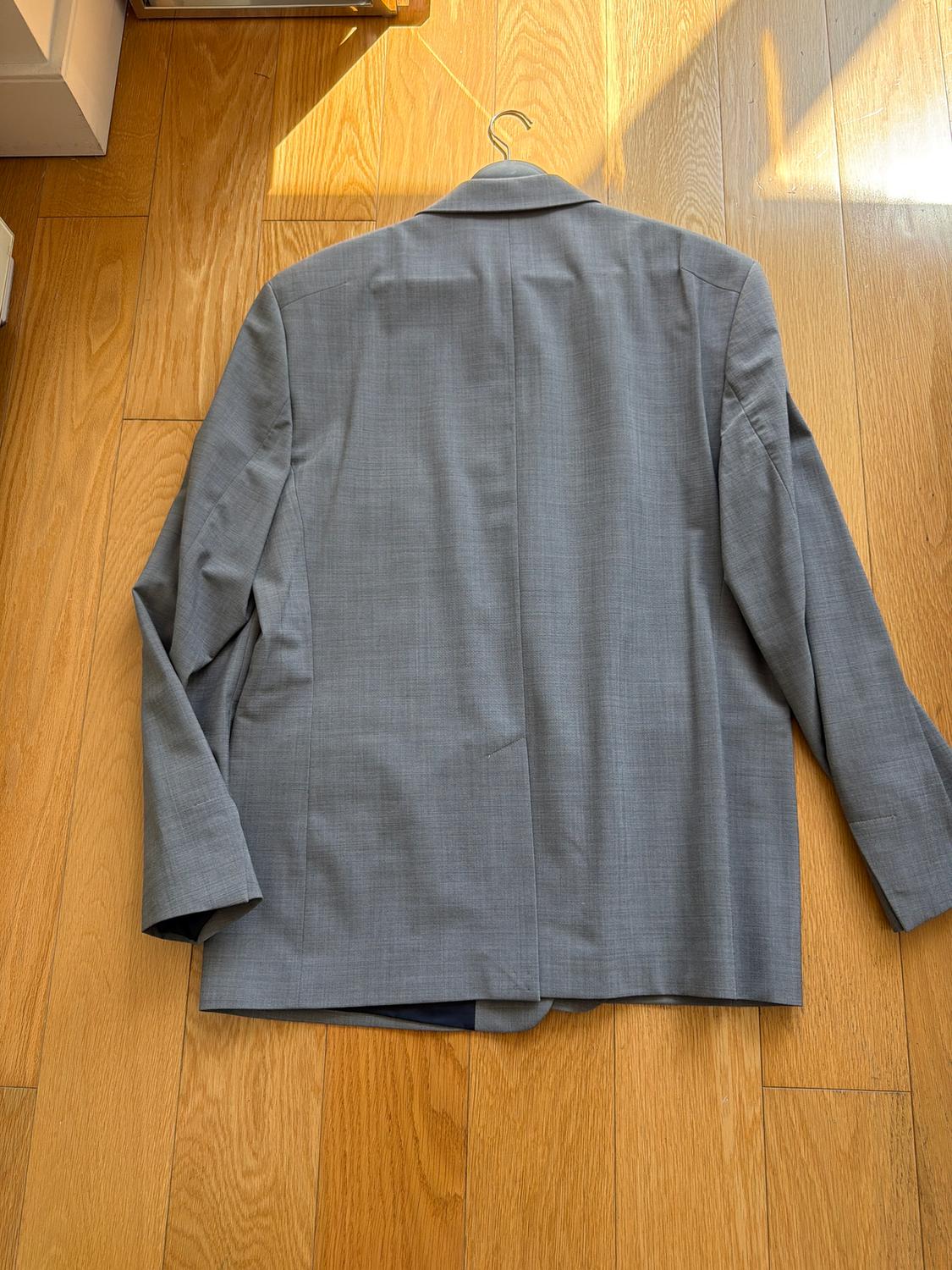 GRAY HIDDEN BUTTONS BLAZER - Image 3