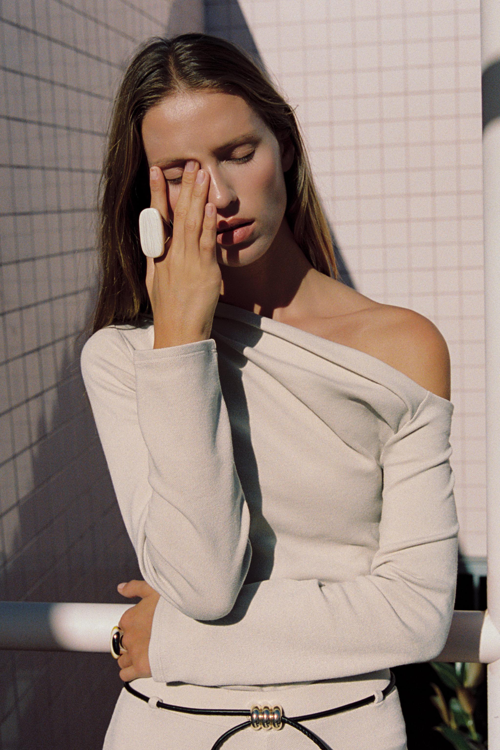 ASYMMETRIC PIQUÉ TOP