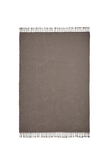 DIAMOND PATTERN CHENILLE BLANKET - Brown by Zara