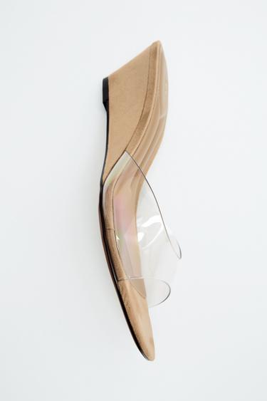 SANDALIA CUÑA VINILO - Beige claro de Zara