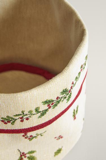 JACQUARD HOLLY CHRISTMAS BREAD BASKET — Red 2