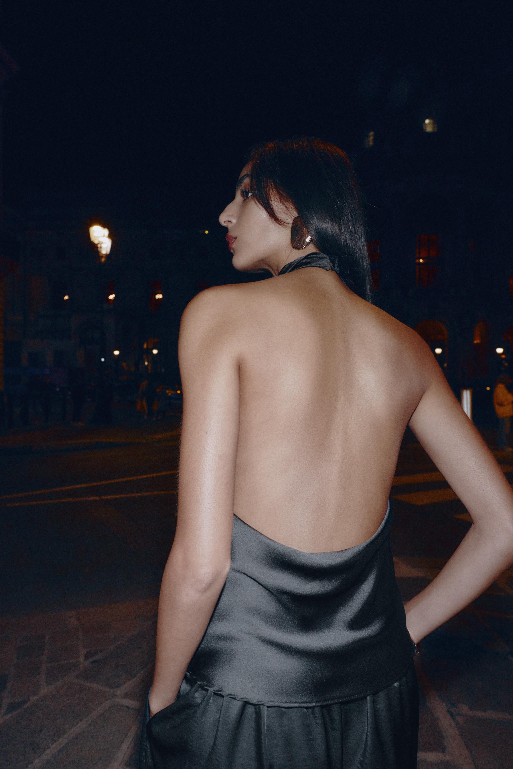 SATIN EFFECT HALTER TOP