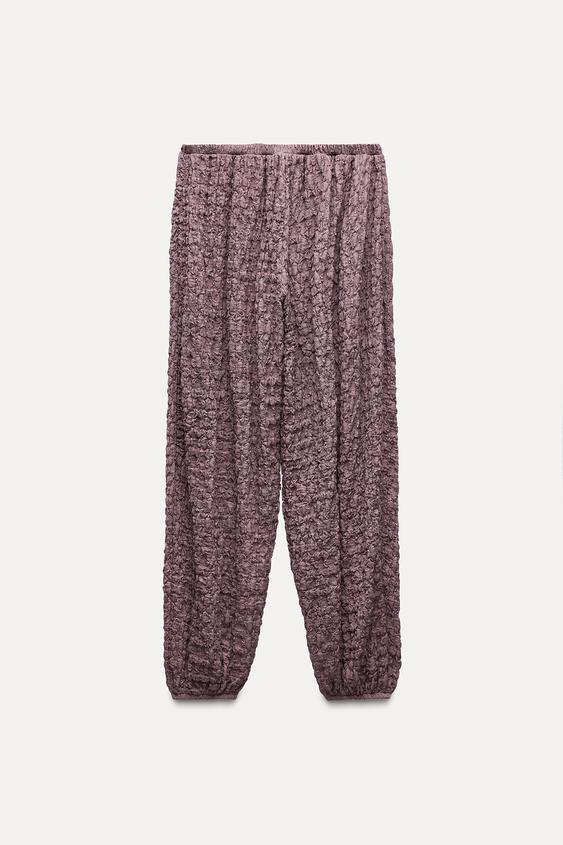 PANTALON TEXTURÉ - Violet de Zara - Image 0