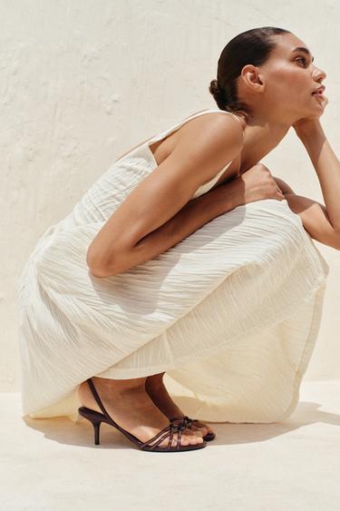 Zara STITCH DETAIL HEELED SANDALS - Burgundy Red