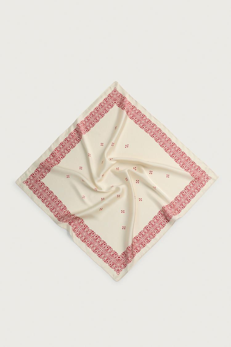 BANDANA SATINADA ESTAMPADO GEOMÉTRICO