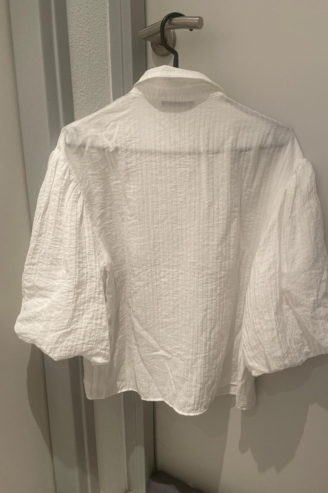 TEXTURED BLOUSE - Image 2