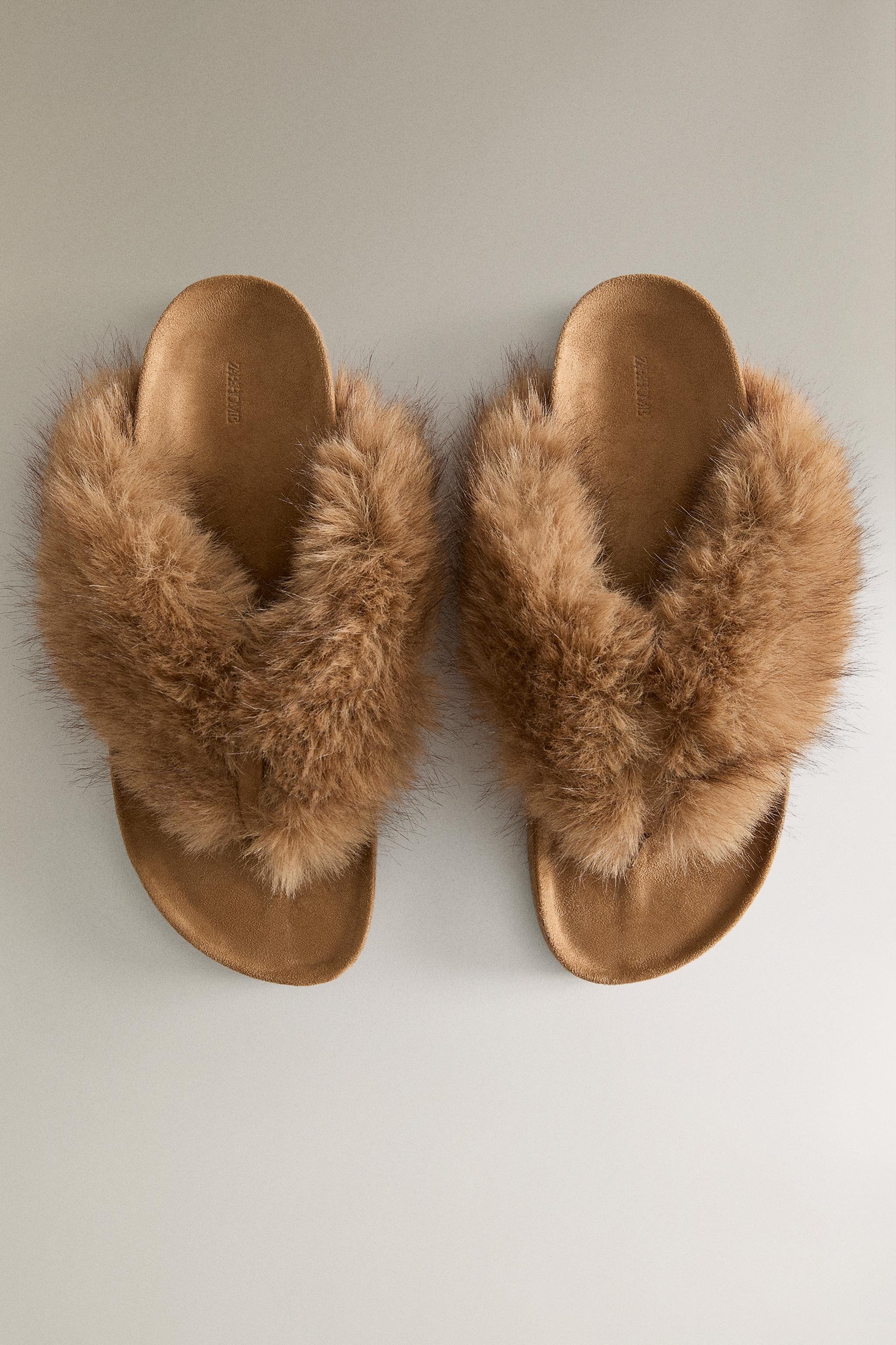 THONG SANDALS WITH FAUX FUR