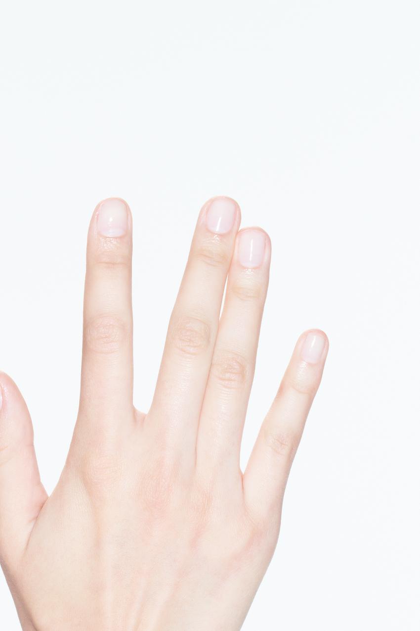 NAIL POLISH TOP COAT | ZARA United States 