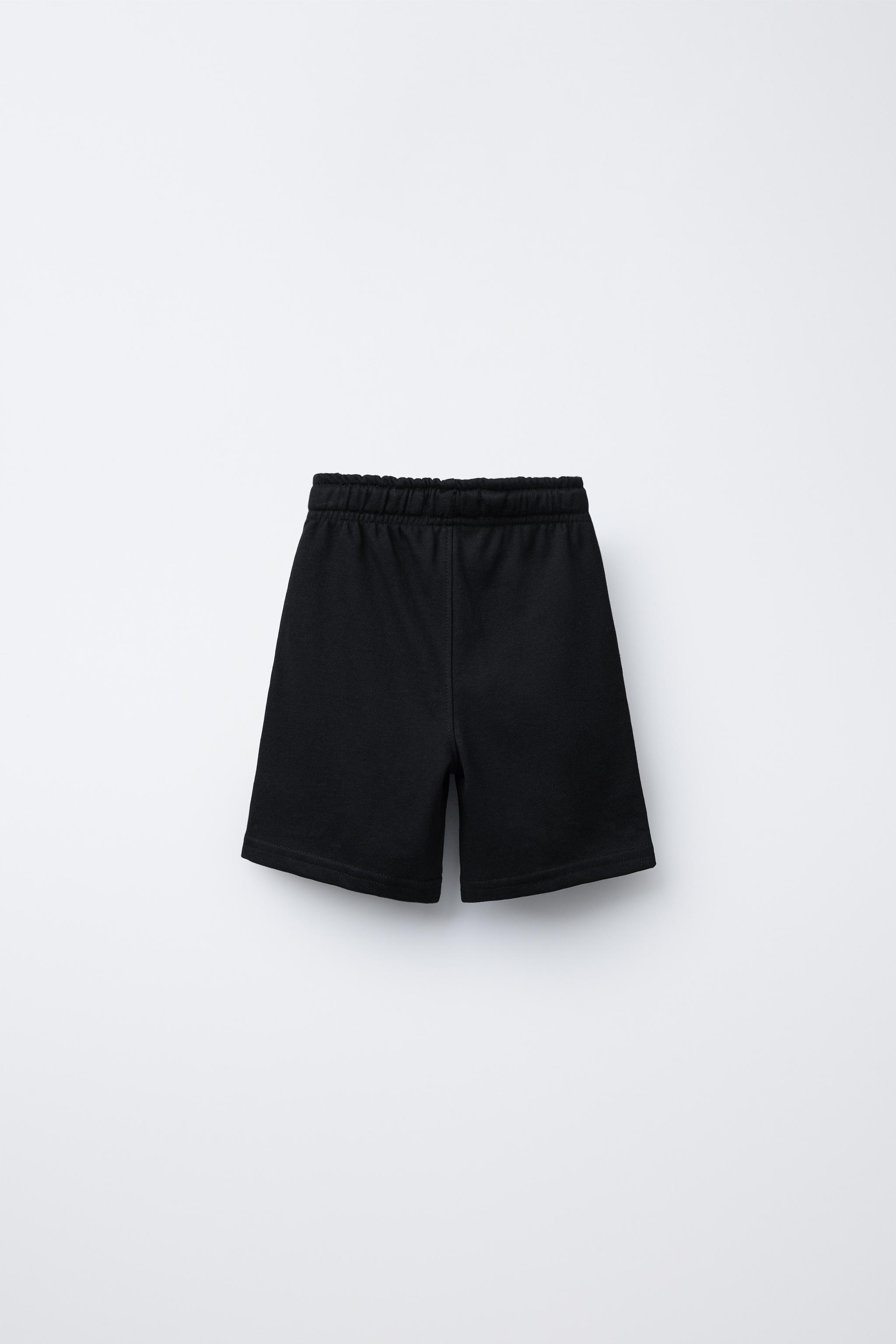 LOT DE DEUX BERMUDAS DROITS UNIS