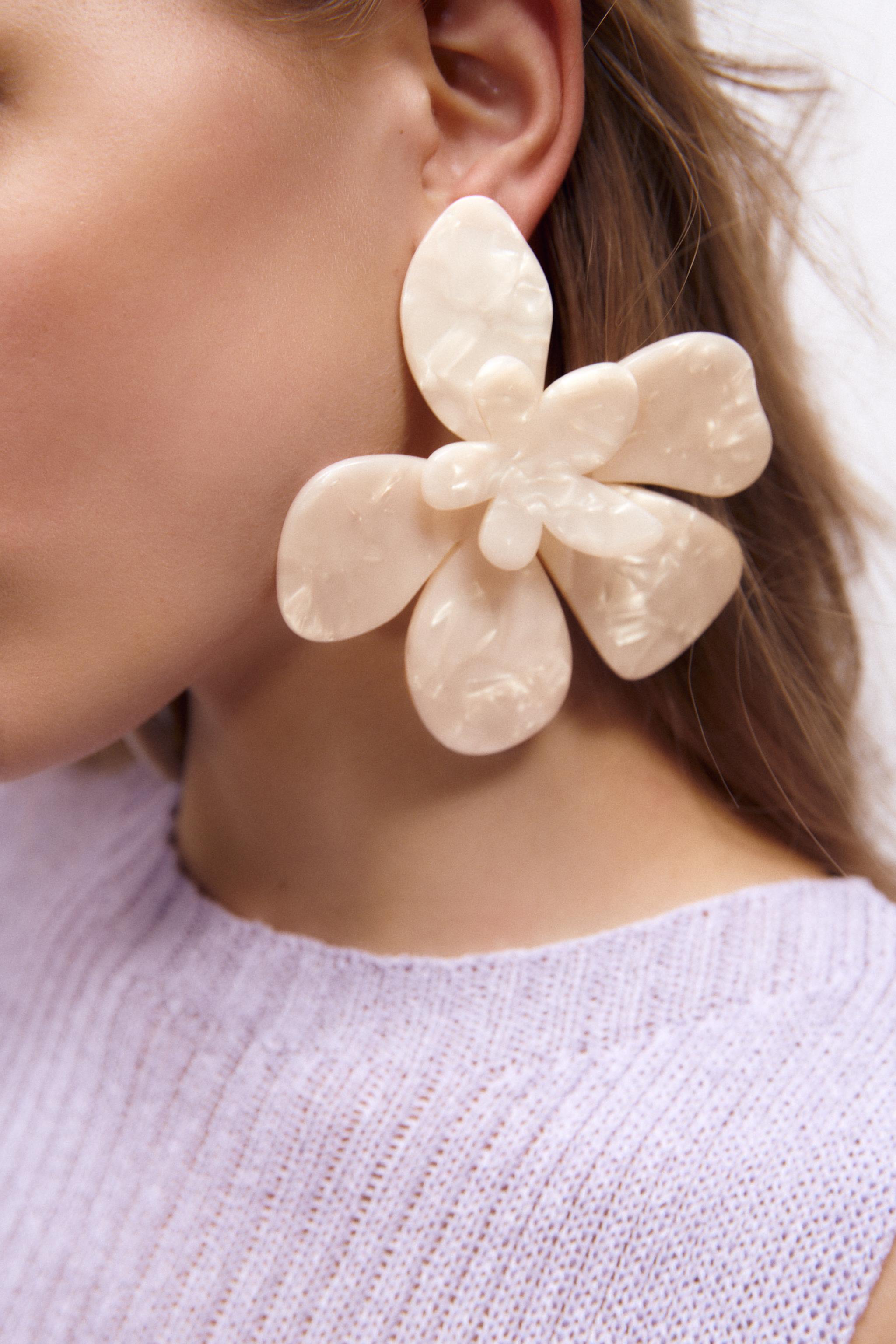 White flower earrings zara sales