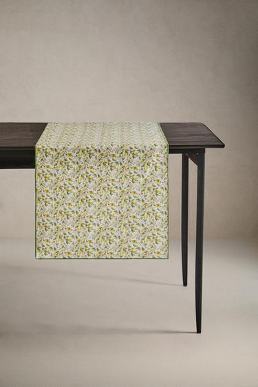 RESIN-COATED LEMON TABLE RUNNER - Greenish by Zara - Image 0