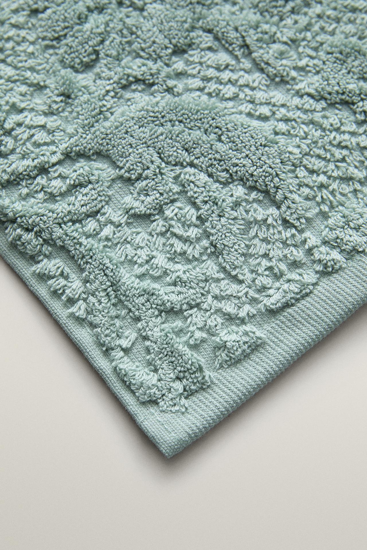 FLORAL JACQUARD BATH MAT — Sea green