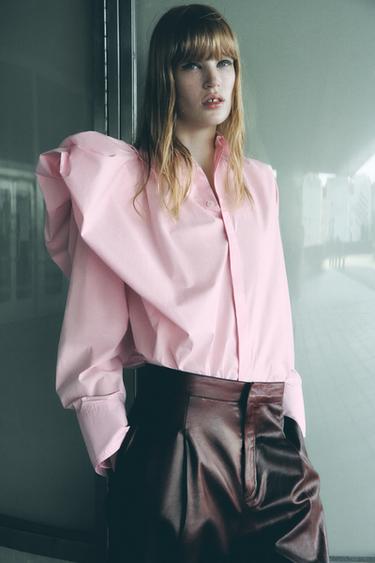 CAMISA POPELÍN HOMBRO VOLUMEN ZW COLLECTION - Rosa pastel de Zara