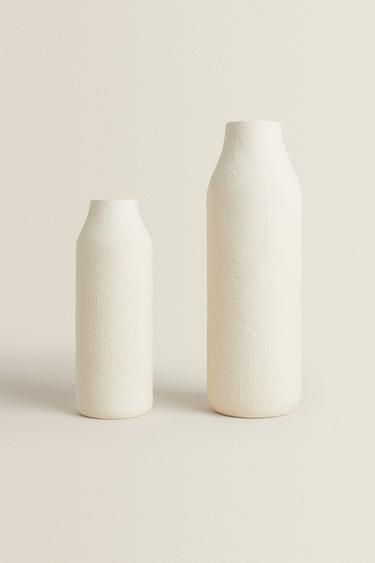 TEXTURED CERAMIC VASE — Bone 2