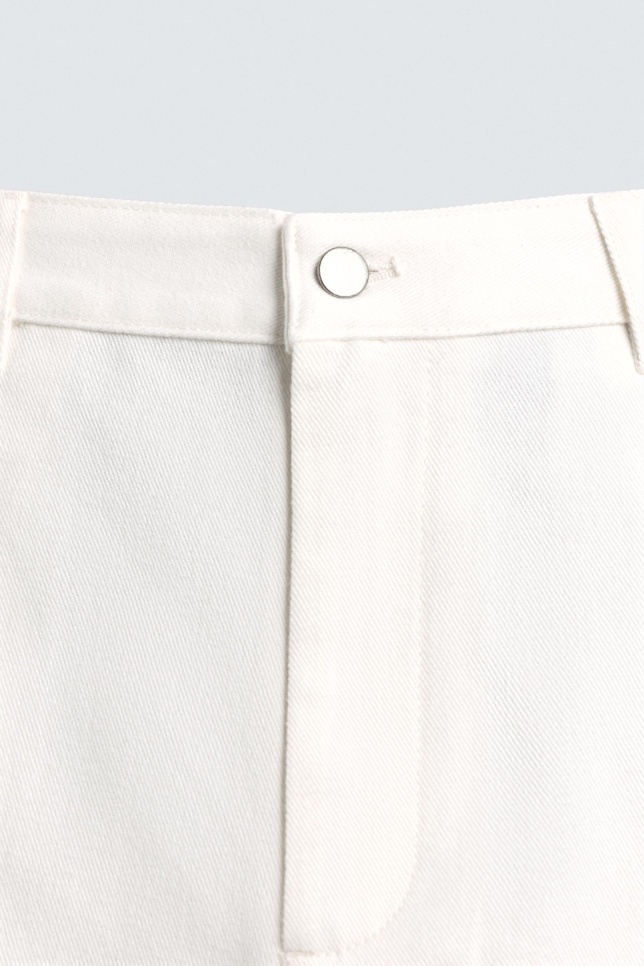 RELAXED FIT SHORTS