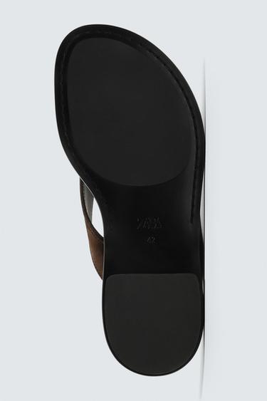 SANDALIA TIRAS PIEL - Chocolate de Zara