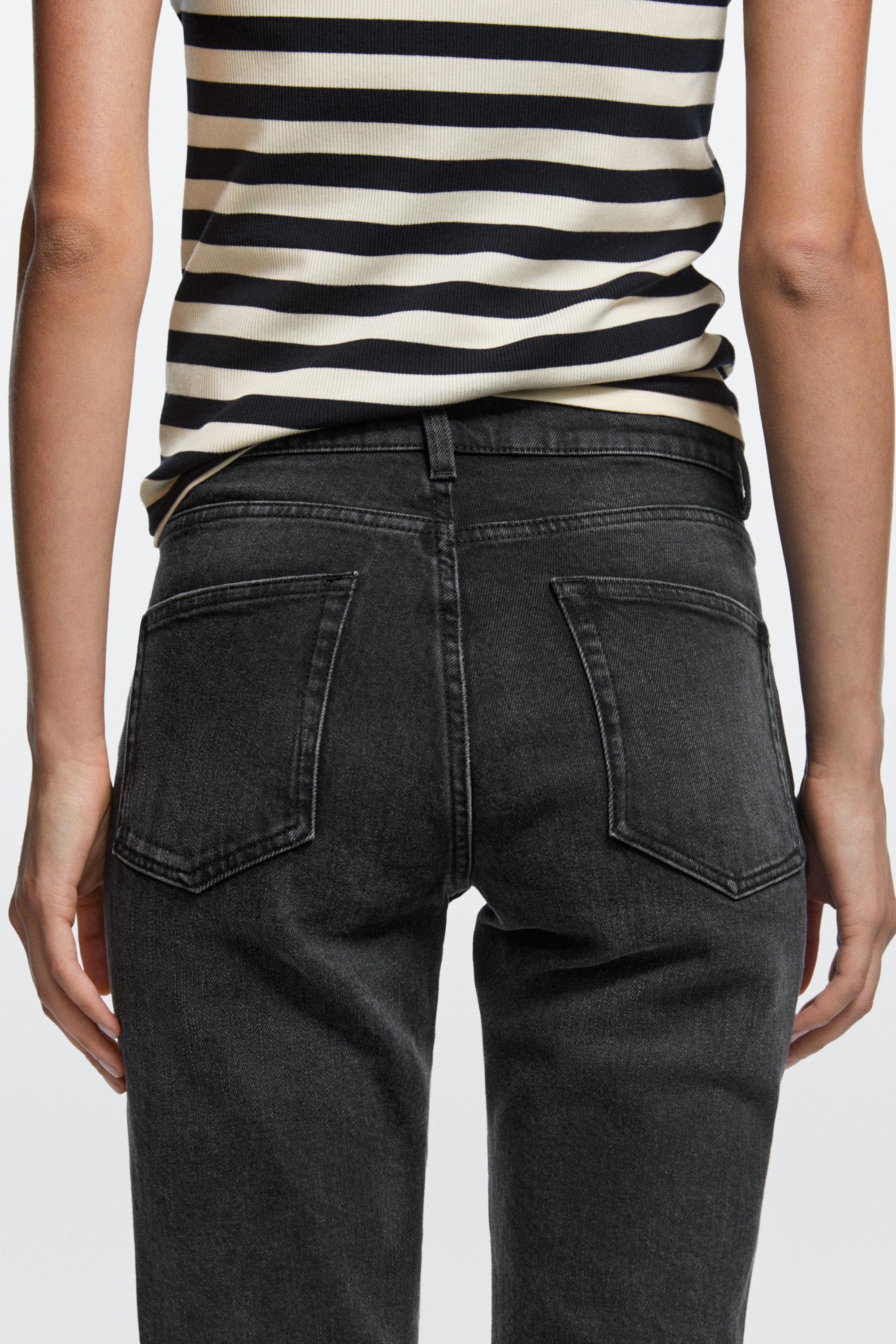 Mid-waist slim fit cropped jeans