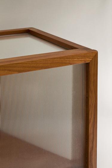 MEUBLE DE RANGEMENT EN BOIS DE FRÊNE ET PORTE VITRÉE - Marron de Zara - Image 2