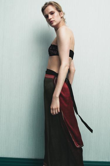 100% VISCOSE PRINTED SCARF PAREO - Burgundy by Zara