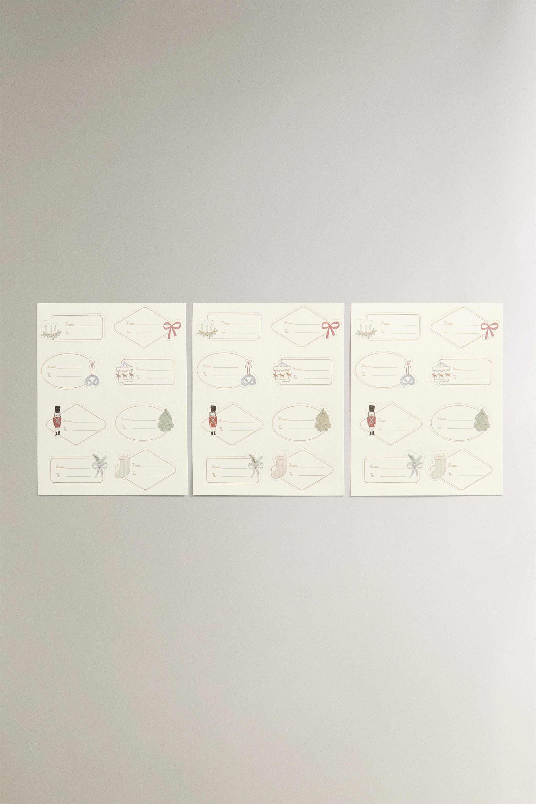 ADHESIVE CHRISTMAS GIFT LABELS