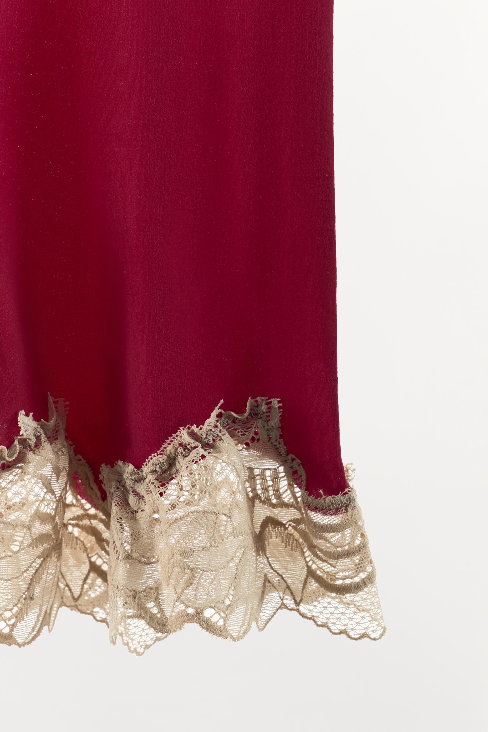 SHORT MIDI DENTELLE