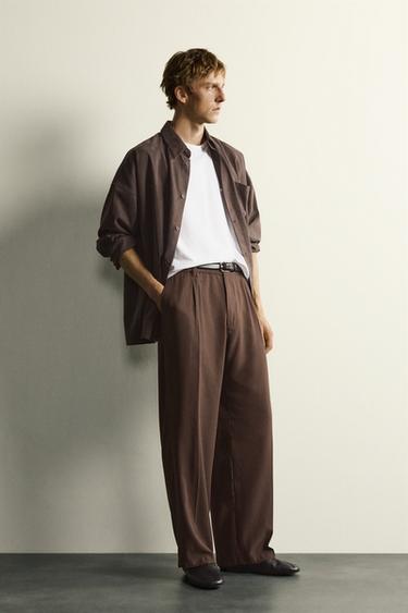 PANTALON FLUIDE COUPE DÉCONTRACTÉE À PLIS - Marron de Zara - Image 3