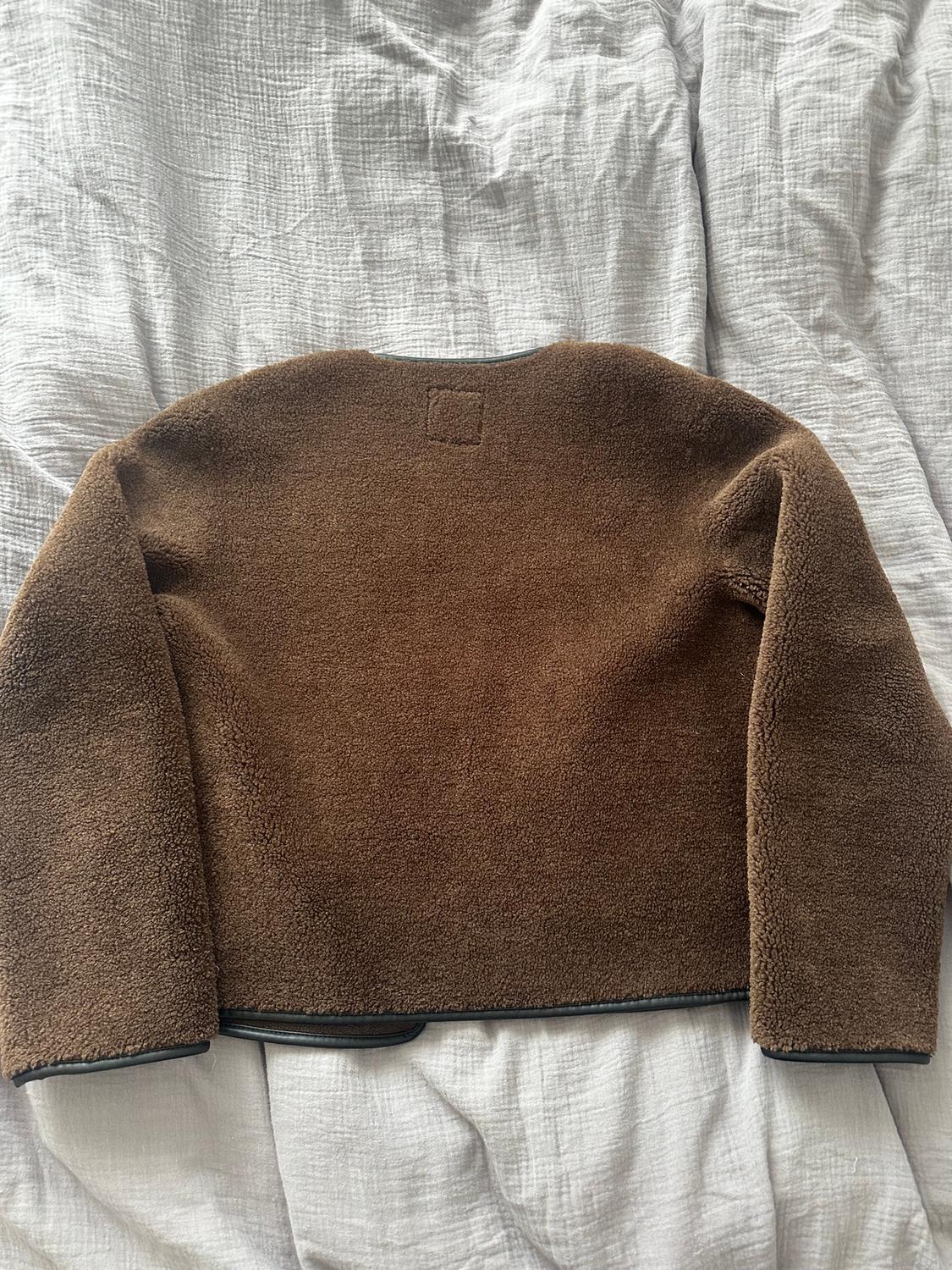 CONTRAST FAUX SHEARLING JACKET - Image 2