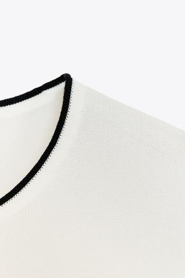 TOP EN MAILLE AVEC LISERÉS - Blanc / Bleu marine de Zara - Image 5