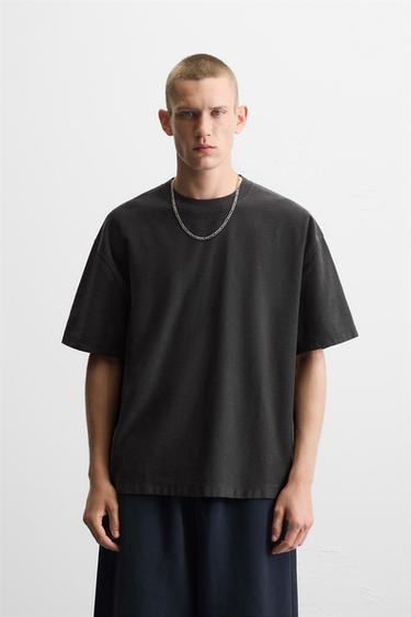 HEAVY WEIGHT TEXTURED T-SHIRT - Black by Zara