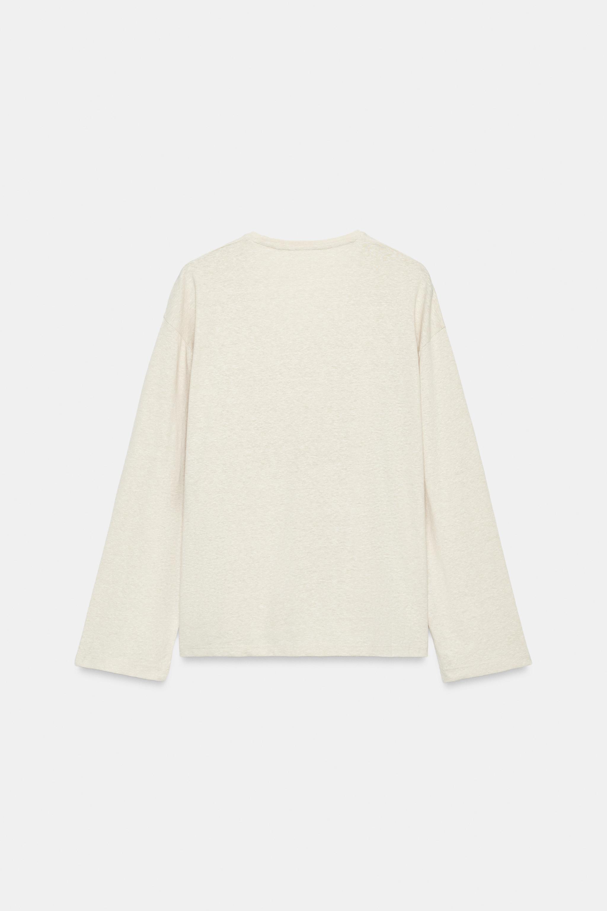 T-SHIRT COL EN V