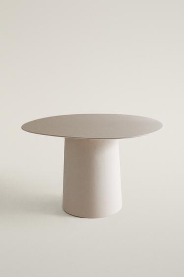 ROUND CEMENT OUTDOOR TABLE — Oyster-white 2