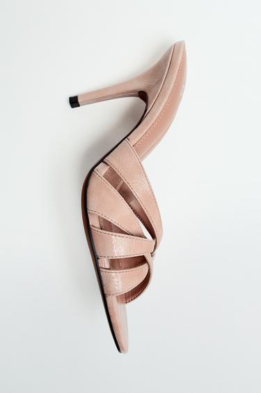 SANDALIA TACÓN CRUZADA - Beige de Zara