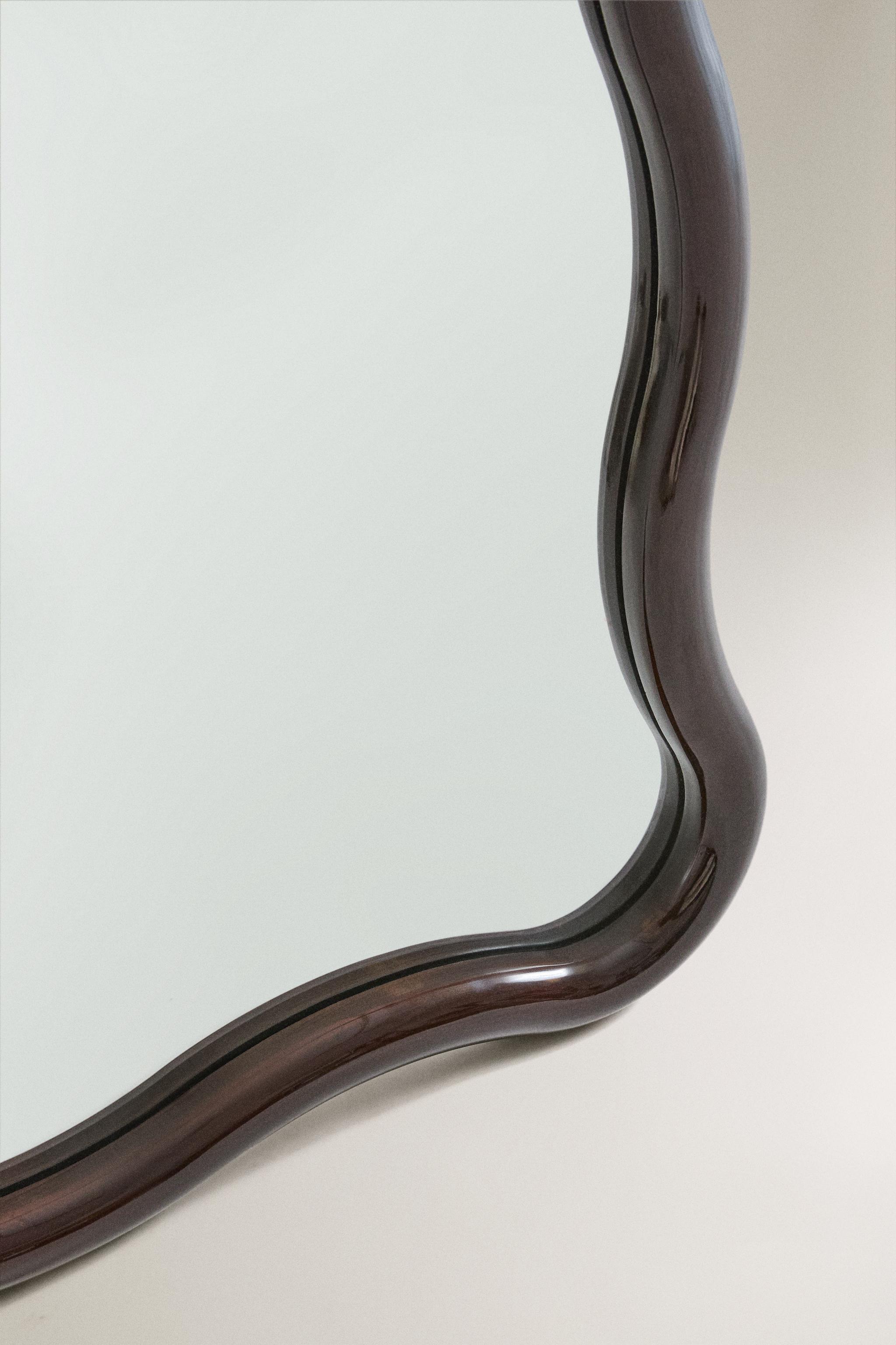 WAVY FRAME HANGING FULL LENGTH MIRROR — Burgundy