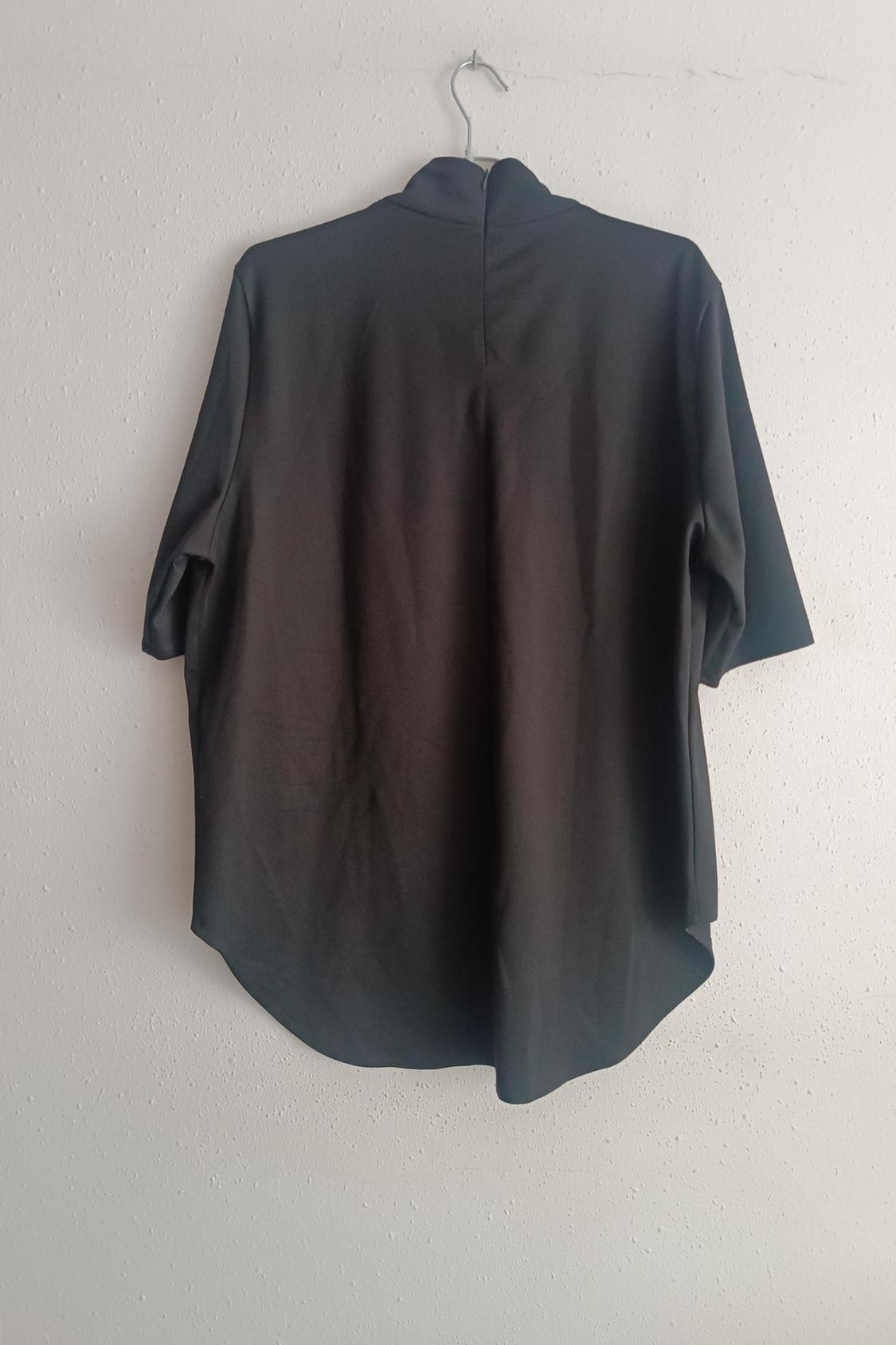 HIGH NECK TOP - Image 2