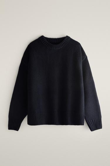 PULLOVER AUS SCHURWOLLE MIT RUNDHALSAUSSCHNITT UND SCHLAUCHSCHAL - Blau von Zara