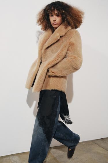 LEATHER COAT WITH SHEEPSKIN ZW COLLECTION - Beige by Zara