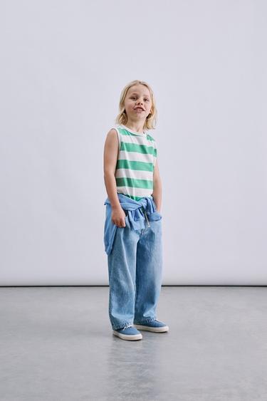 T-SHIRT SANS MANCHES À RAYURES - Vert de Zara